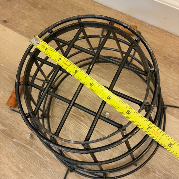 Black Iron Wire Log/Storage Basket w/ 4 Wooden Handles Farmhouse Rustic - Picture 13 of 14